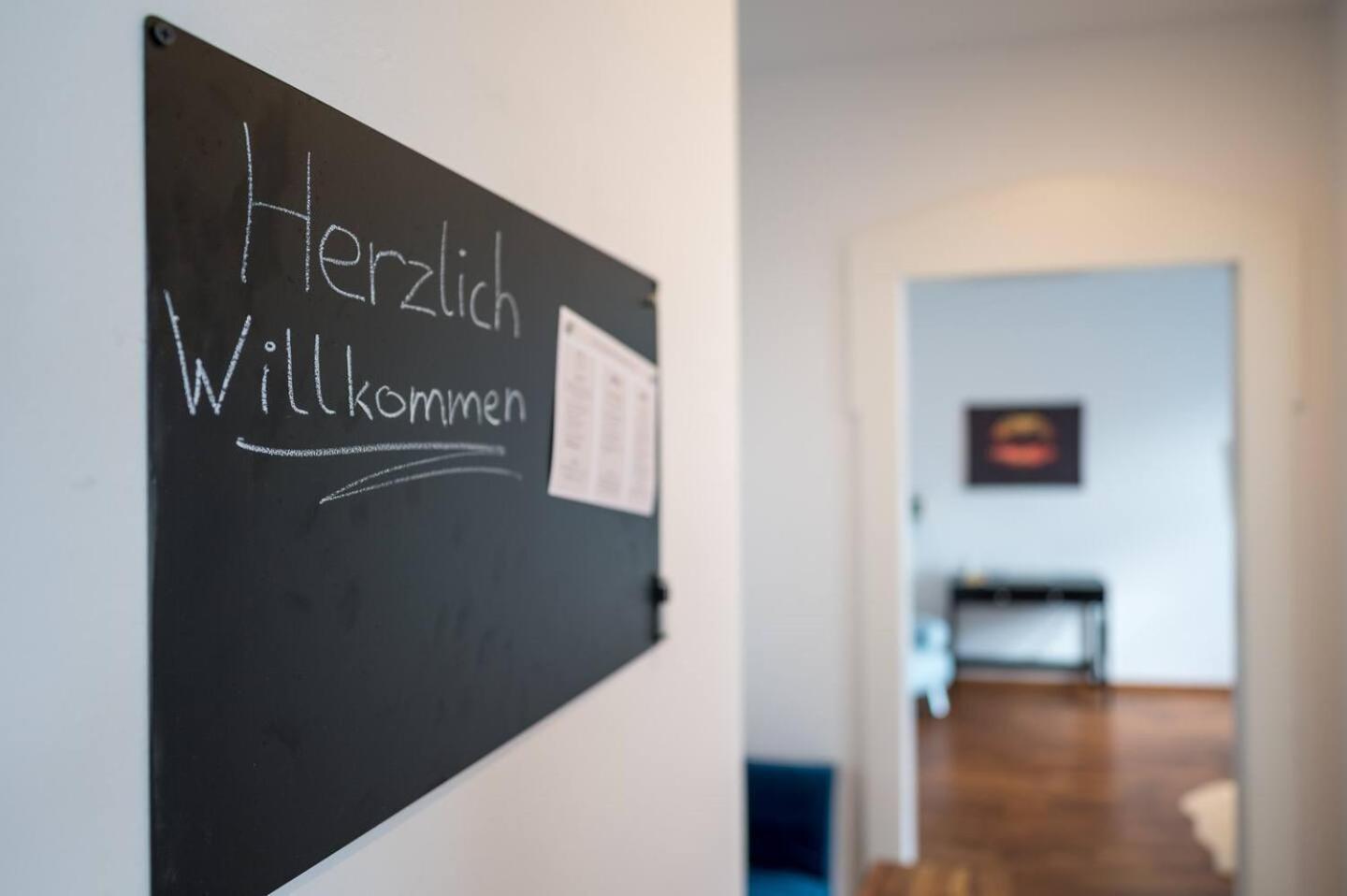 Arbio I Retro Apart Near Leipzig Hauptbahnhof Zewnętrze zdjęcie