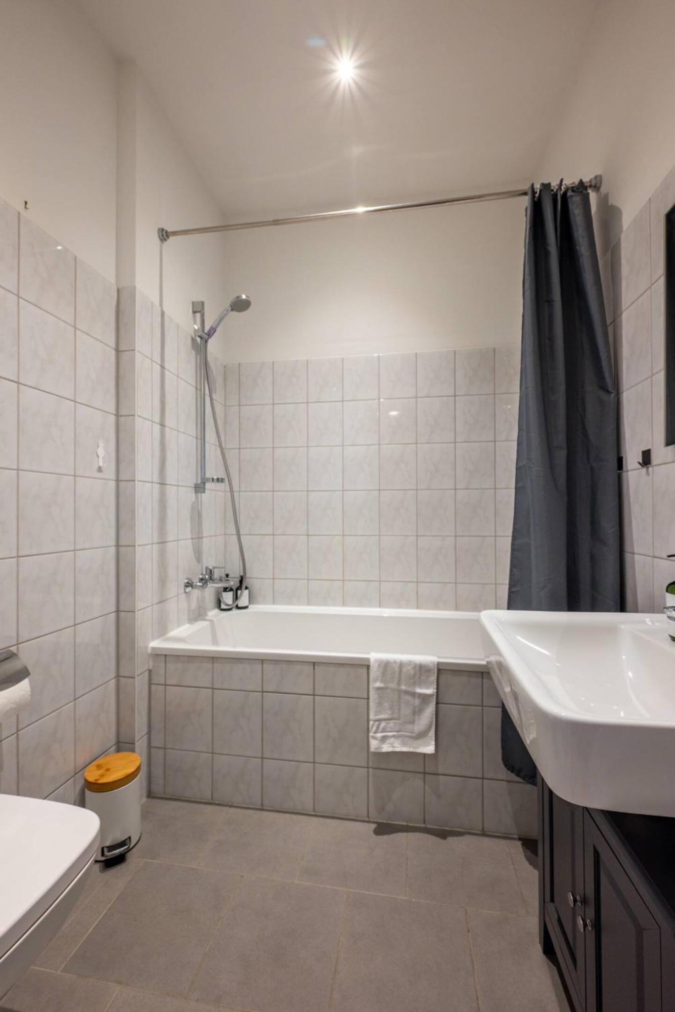 Arbio I Retro Apart Near Leipzig Hauptbahnhof Zewnętrze zdjęcie