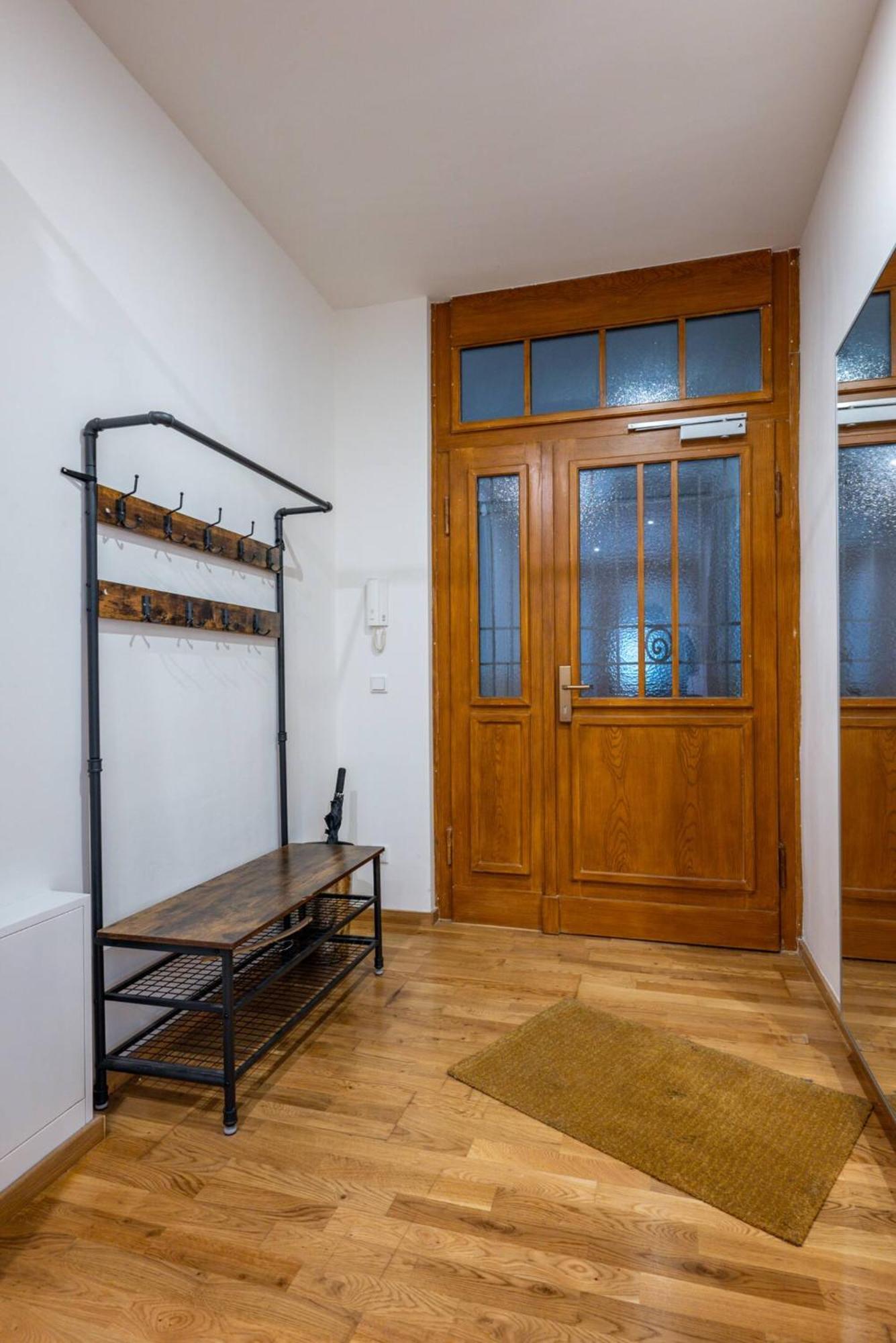 Arbio I Retro Apart Near Leipzig Hauptbahnhof Zewnętrze zdjęcie